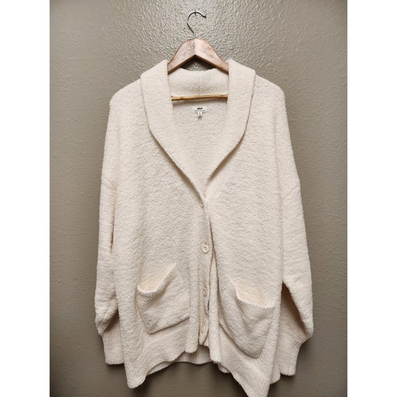 aerie Sweaters - Aerie Textured Knit Boyfriend Cardigan Cream Ivory Button Front Pockets Size XLG
